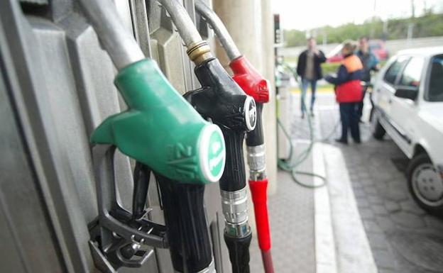 El precio de la gasolina sigue disparado en la provincia de León.