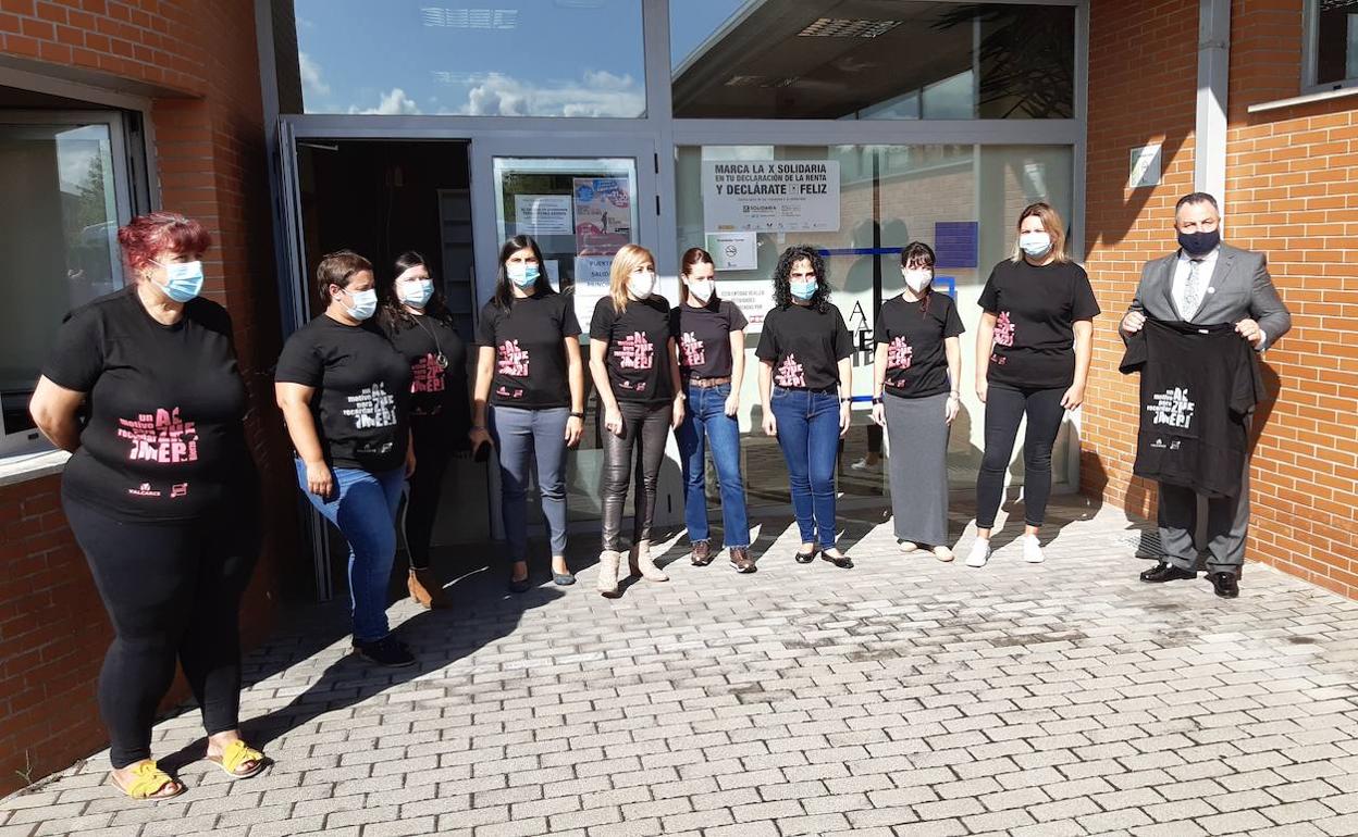 Foto de archivo con la participación del presidente de la Diputación en un acto organizado por una de las entidades sociales beneficiarias.