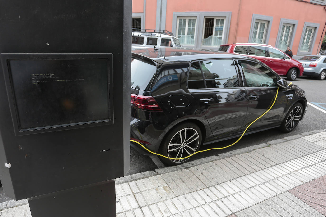 Cargadores para vehículos eléctricos en la capital leonesa.