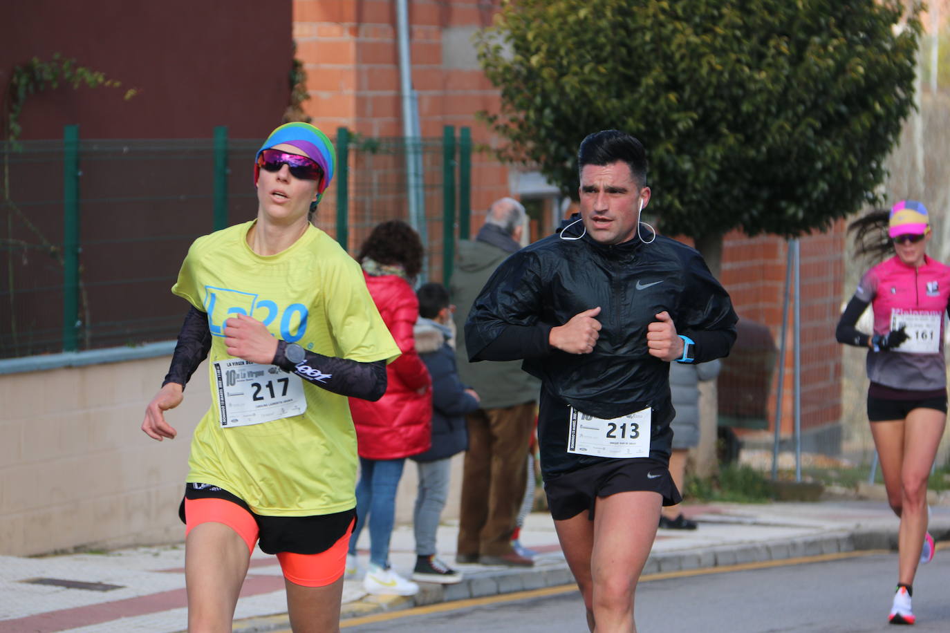 Ofrecemos una amplia galería con los corredores que participaron en esta marcha popular del alfoz de León.