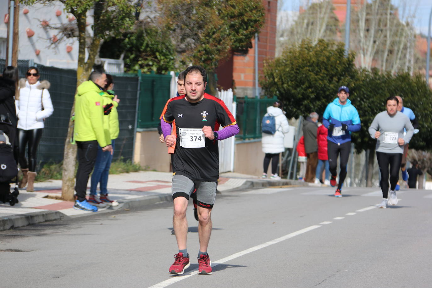 Ofrecemos una amplia galería con los corredores que participaron en esta marcha popular del alfoz de León.