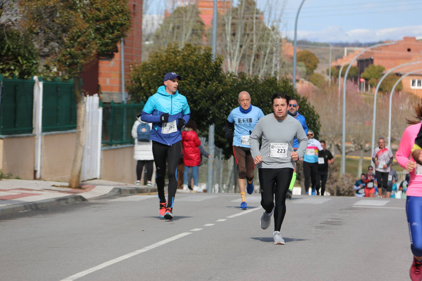 Ofrecemos una amplia galería con los corredores que participaron en esta marcha popular del alfoz de León.