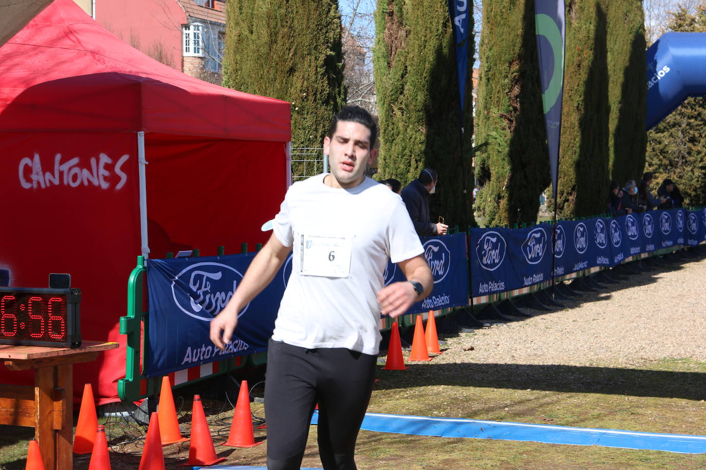 Ofrecemos una amplia galería con los corredores que participaron en esta marcha popular del alfoz de León.