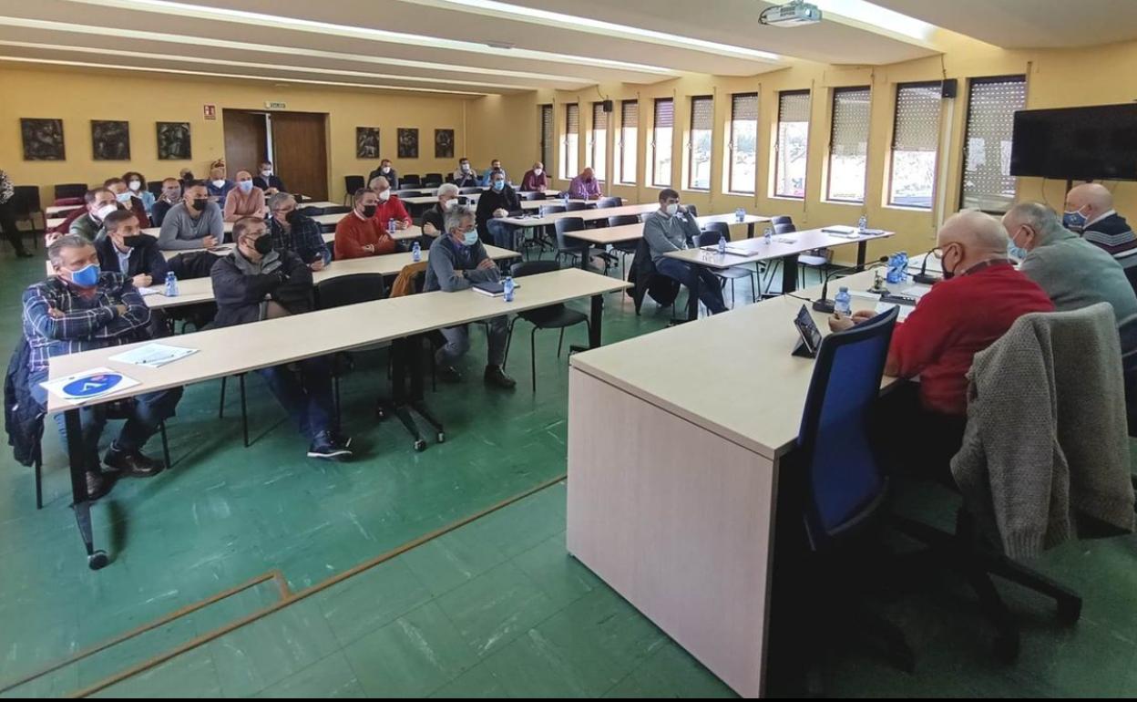 Asamblea General de Ferduero en relación con la sequía.