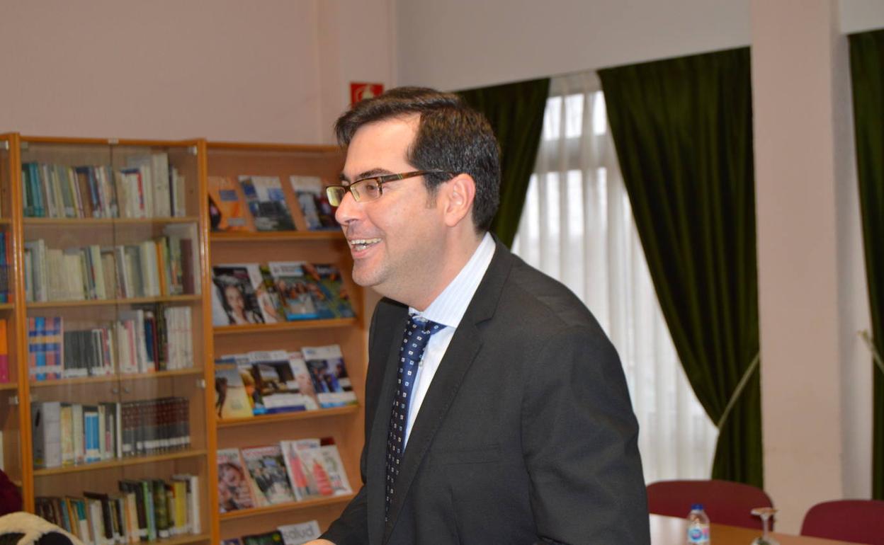 El profesor Jaime Cosgaya que intervendrá en el Peñacorada.