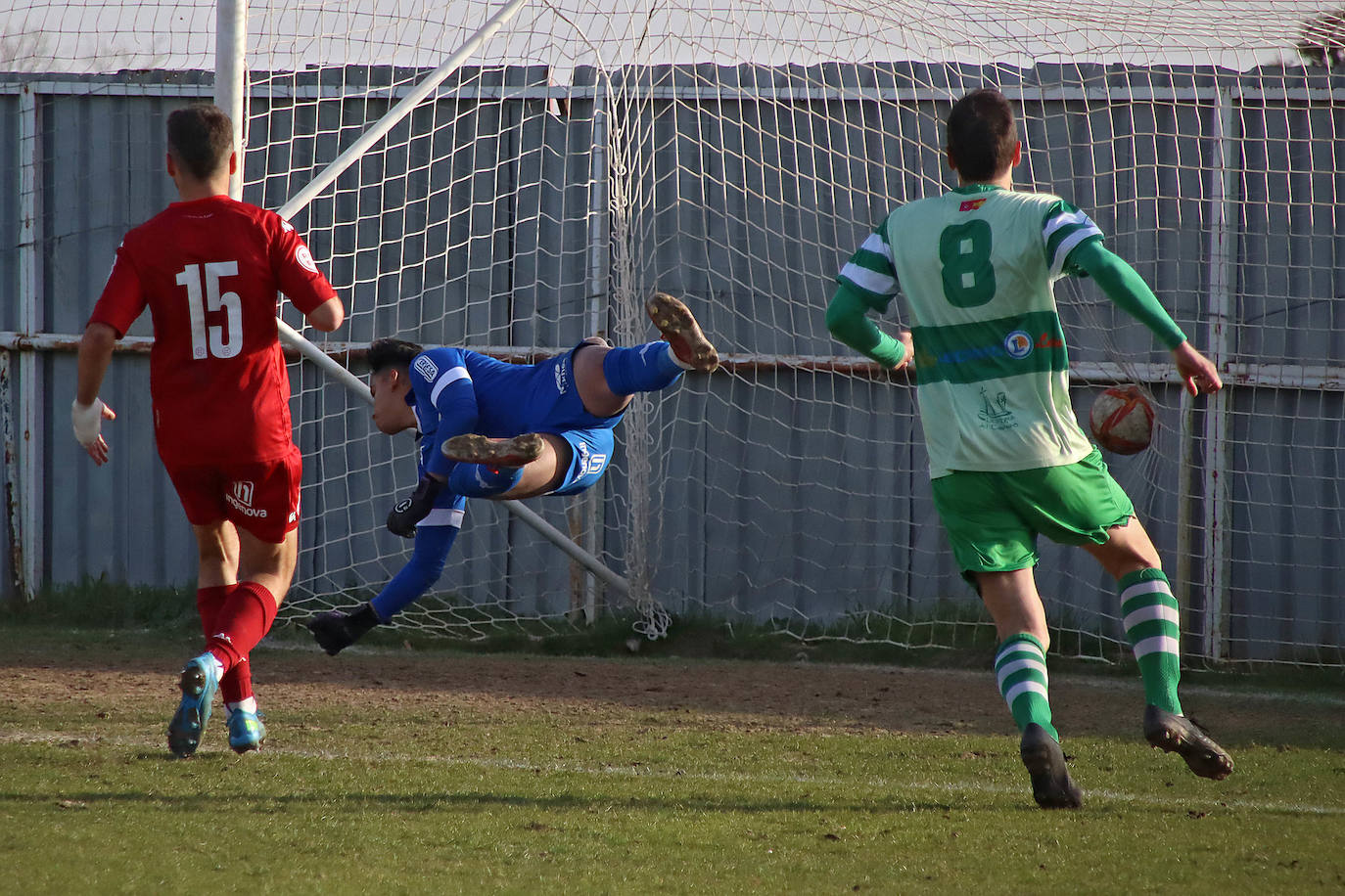La Virgen y Júpiter disputan un intenso y vibrante derbi que se llevaron los locales