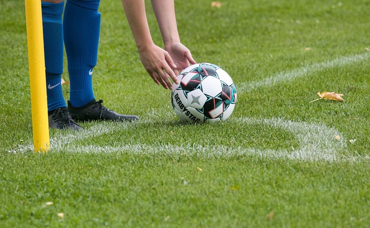 La relación laboral entre clubes y jugadores es ajena a sus categorías, según la sentencia. 