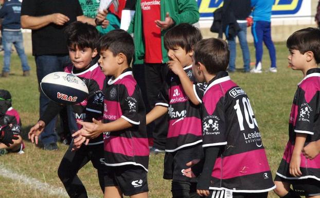 El rygby es una de las actividades previstas para este fin de semana según el calendario de programación deporitiva elaborado por la concejalía de Deportes del Ayuntamiento de León.
