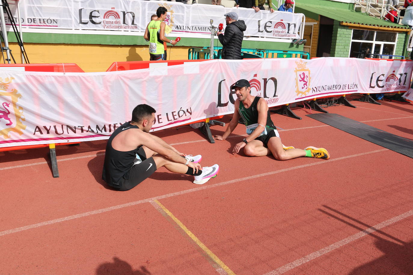 Fotos: Llegada a meta de la Media Maratón