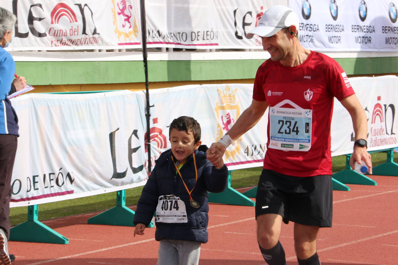 Fotos: Llegada a meta de la Media Maratón