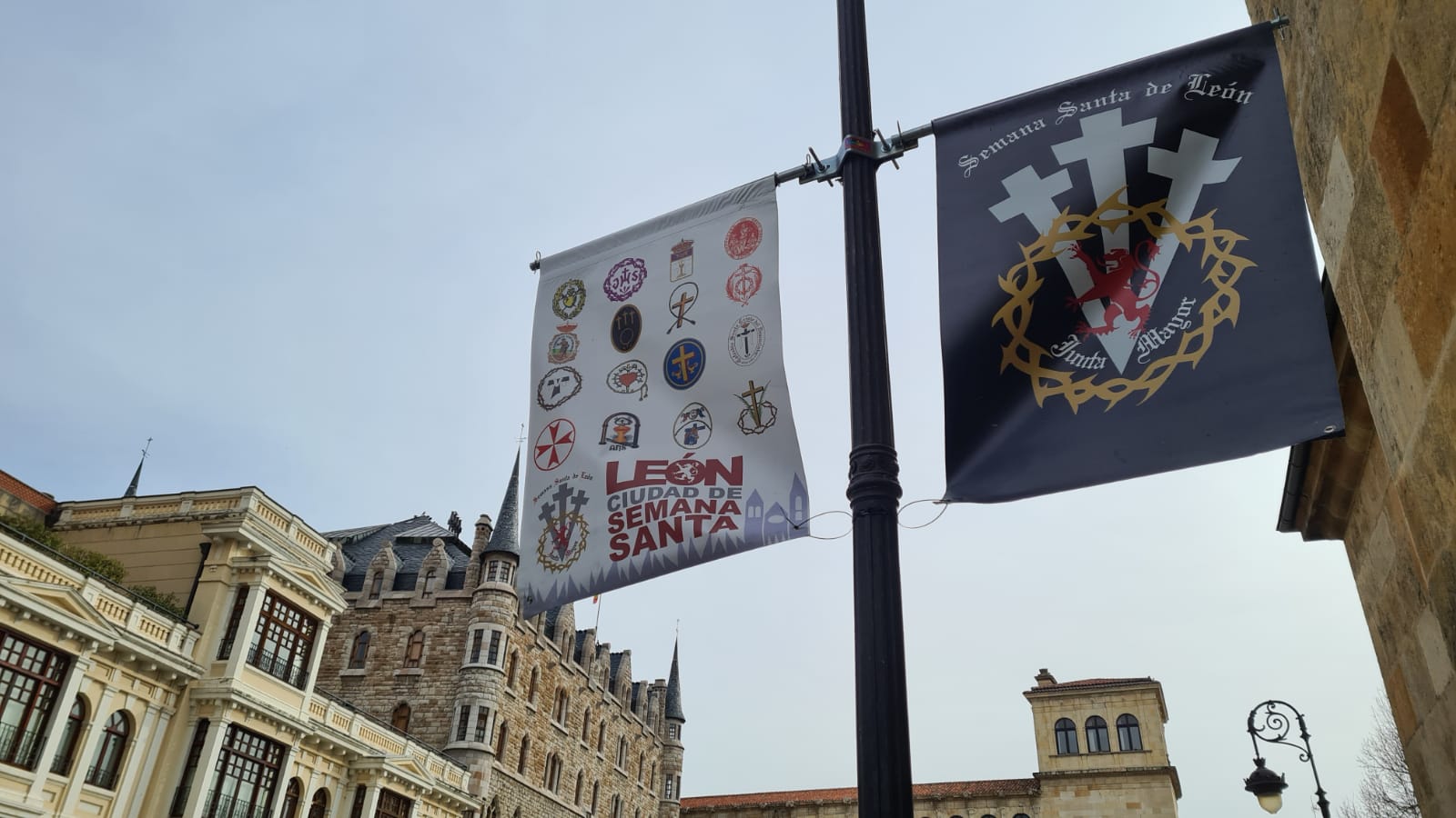 Fotos: La ciudad se engalona para la pasión