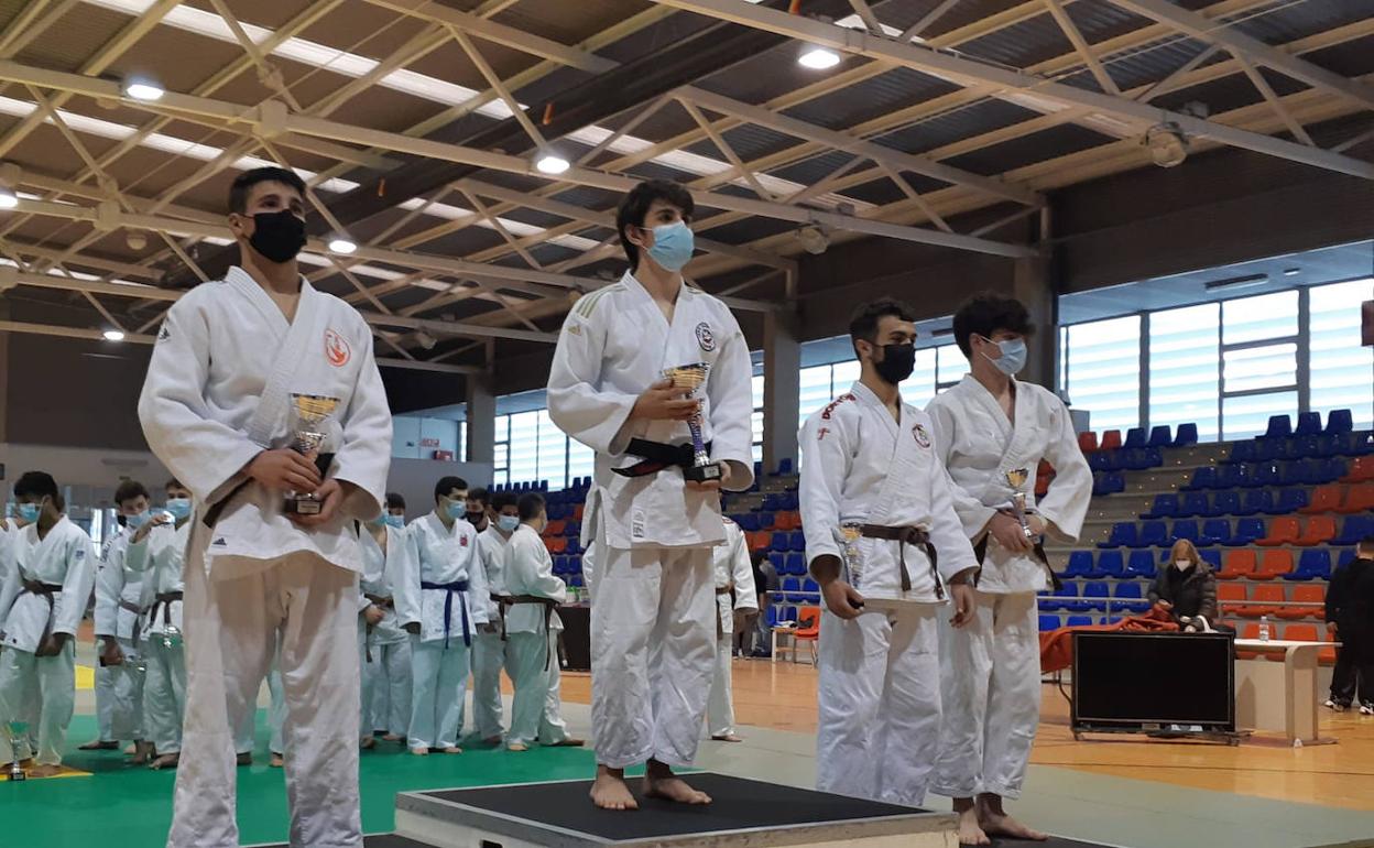 Entrega de premios en el Campeonato de Castilla y León, celebrado en Valladolid. 