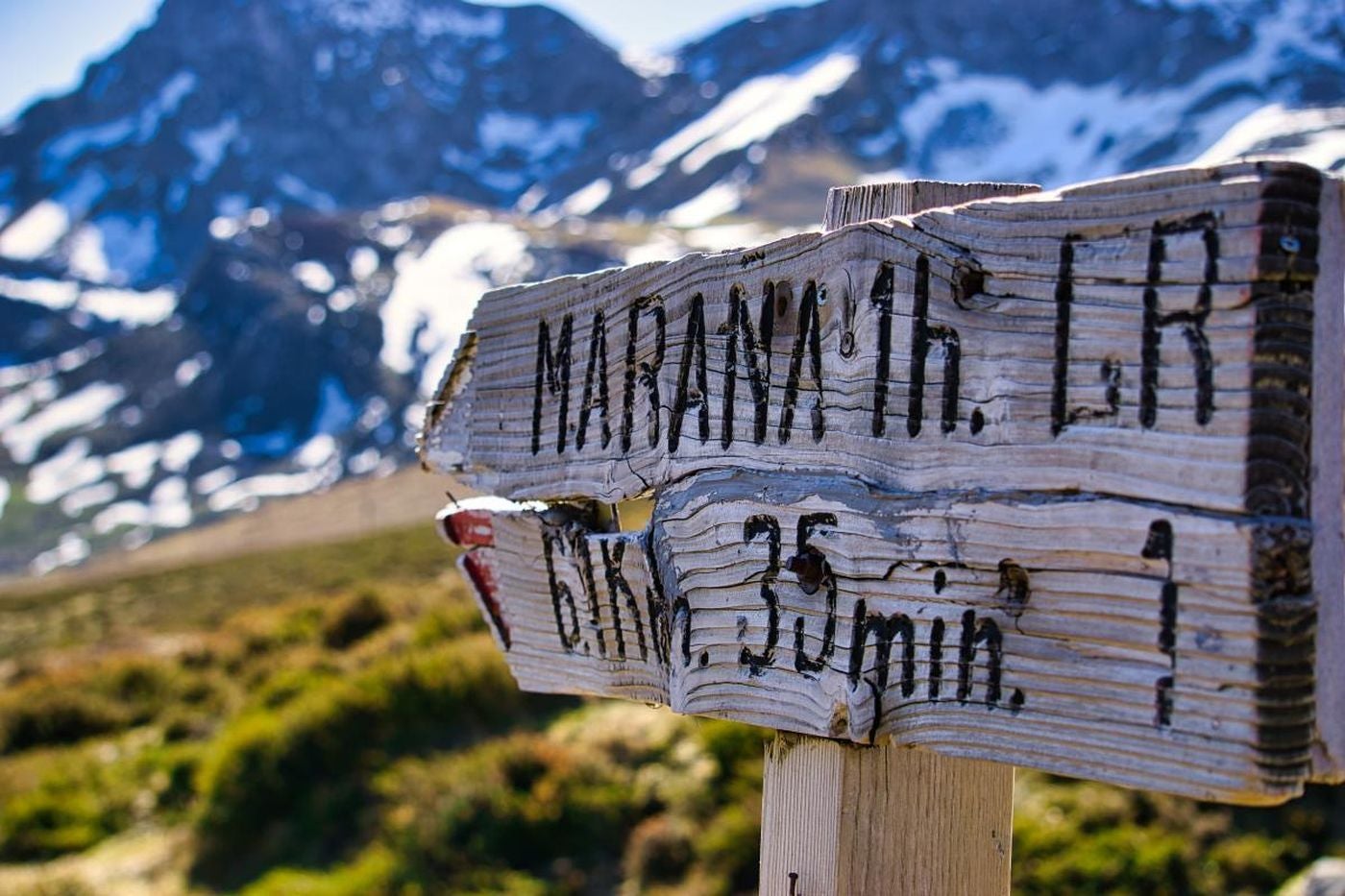 12 'aventuras' que merece la pena vivir o revivir en la provincia de León | León ofrece un amplio catálogo de destinos que llaman a la puerta de los turistas para la próxima Semana Santa. 