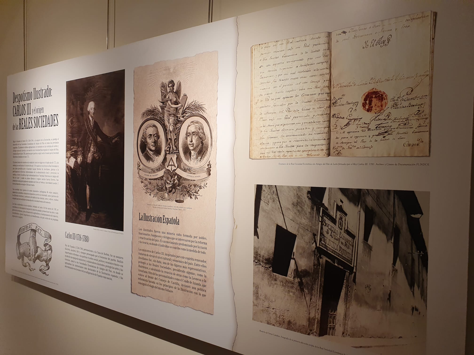 Exposición en conmemoración a 240 aniversario de la Real Sociedad Económica de Amigos del País, en el Museo Casa Botines.