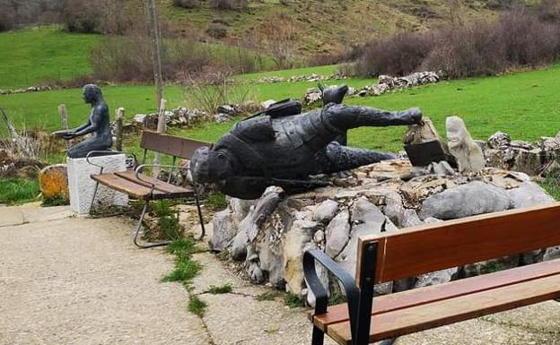 Estado de la estatua de homenaje al pastor.