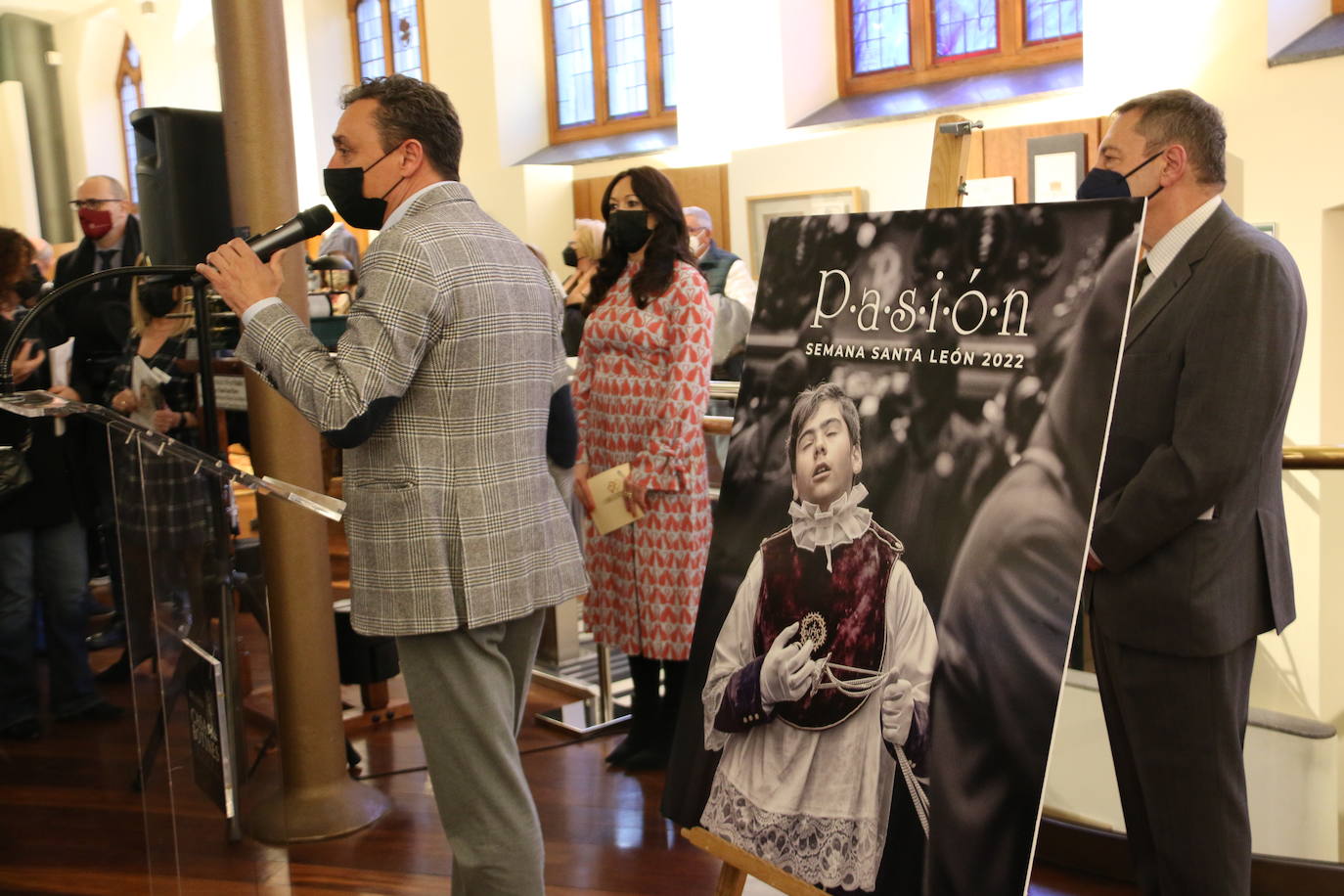 Este documento recoge todo lo necesario para conocer un poco más la Semana Santa de León.