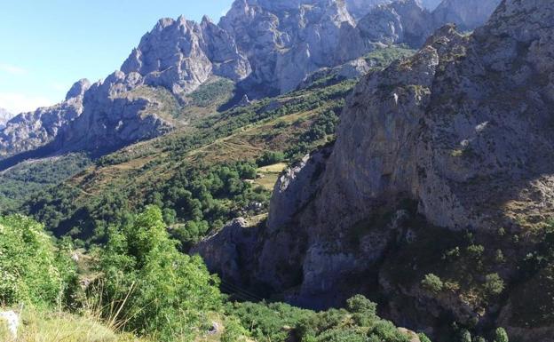 Izquierda Unida apuesta por la gestión compartida entre Castilla y León, Cantabria y Asturias de los Picos de Europa.