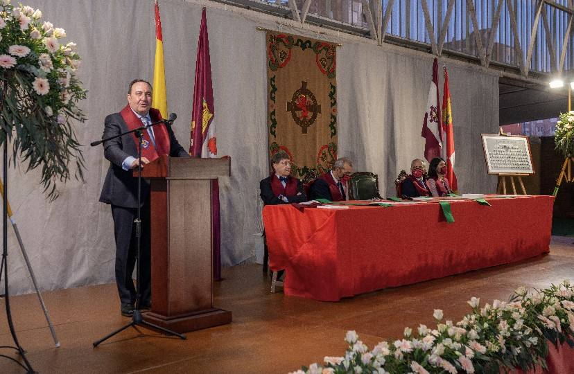 Graduación de los alumnos de Bachillerato del centro educativo Leonés, ubicado en la capital. 