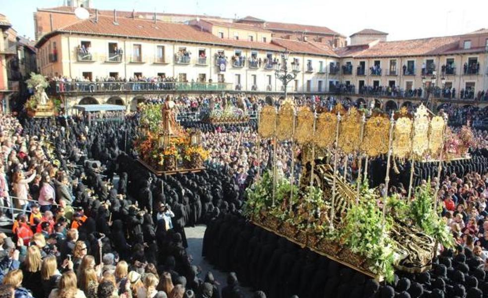 Imagen del Encuentro en la Plaza Mayor de León