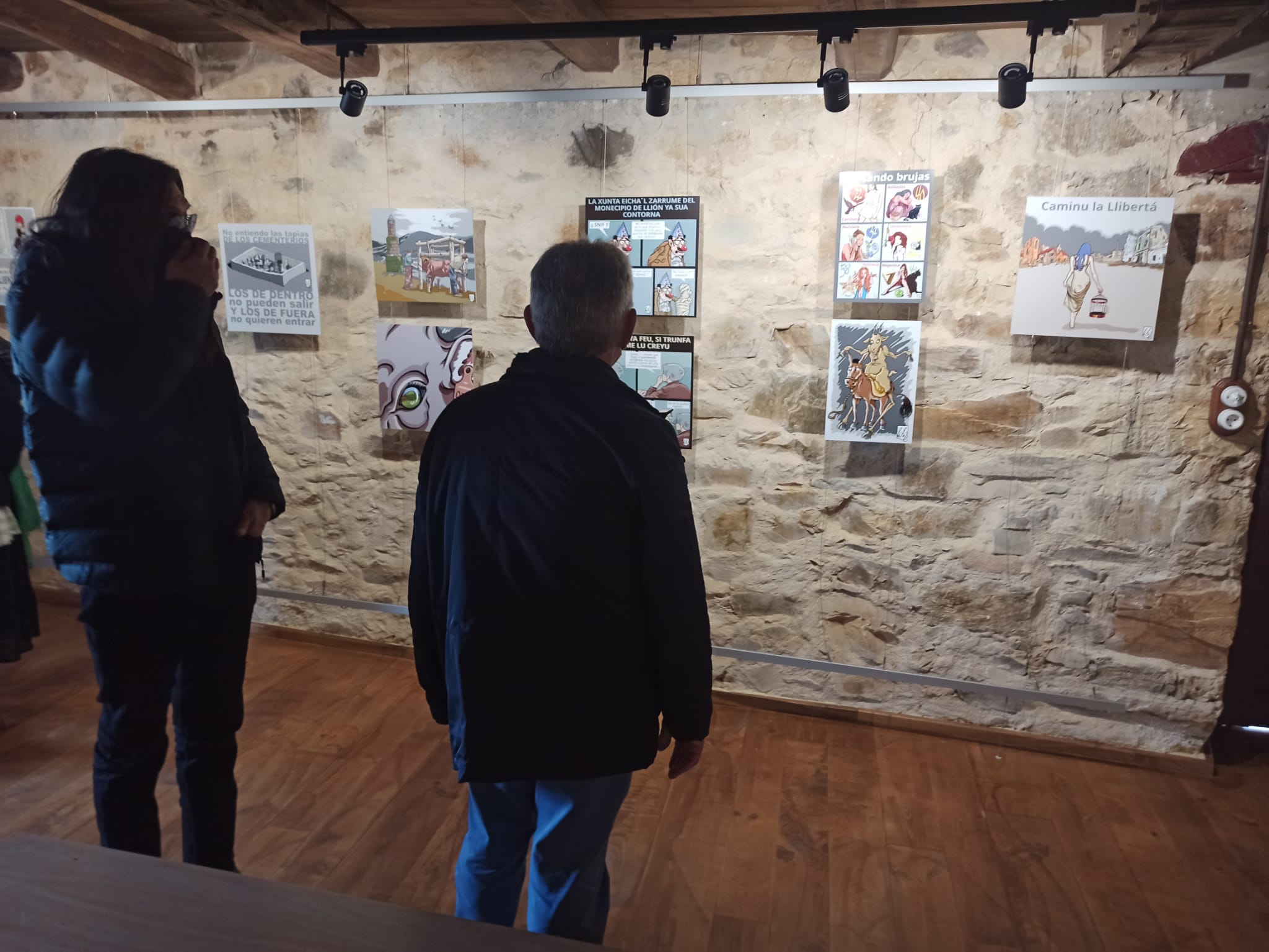 El artista leonés Lolo abre una exposición en Santa Colomba de Somoza