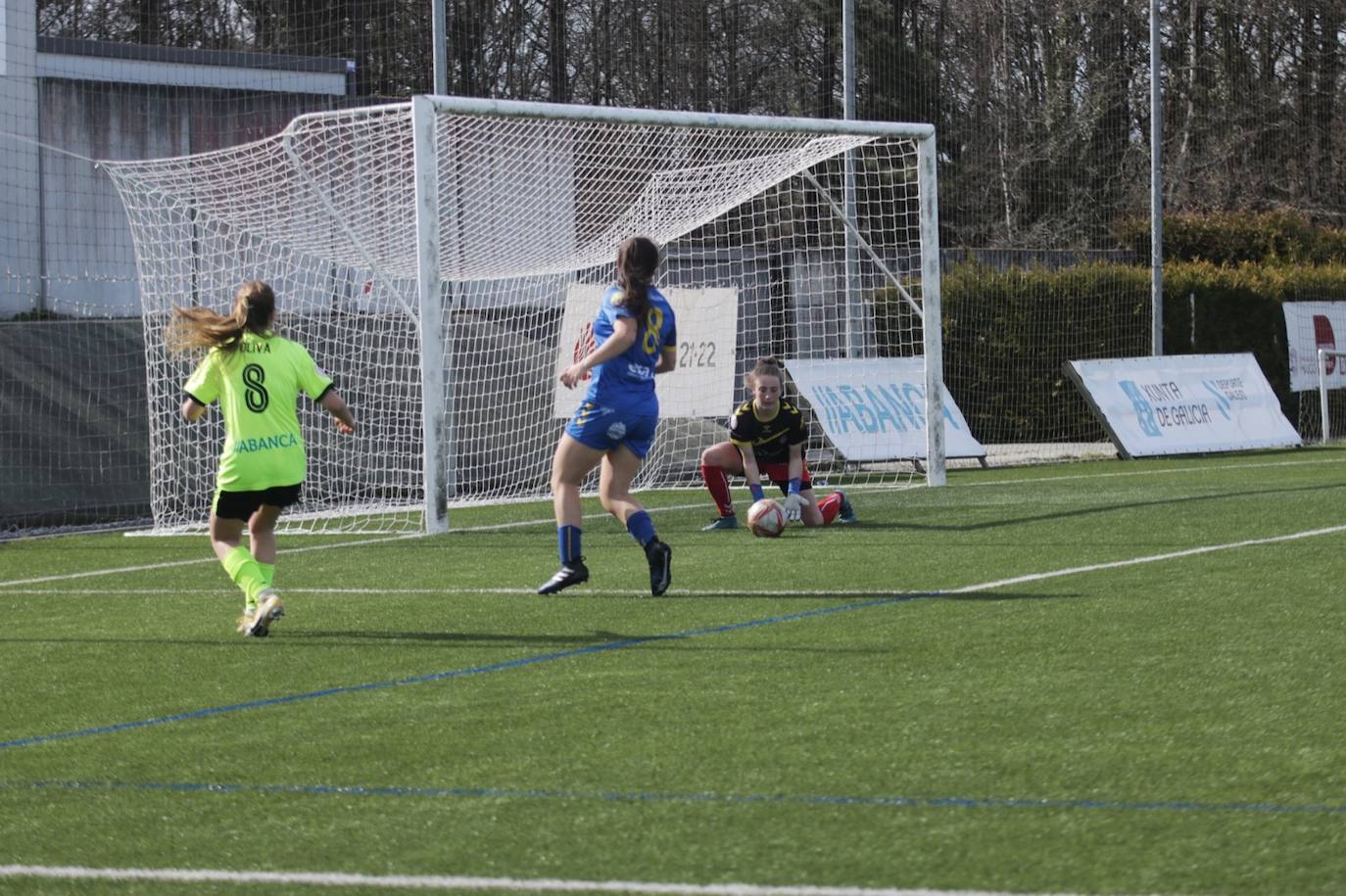 Fotos: El Olímpico de León vive por el fútbol