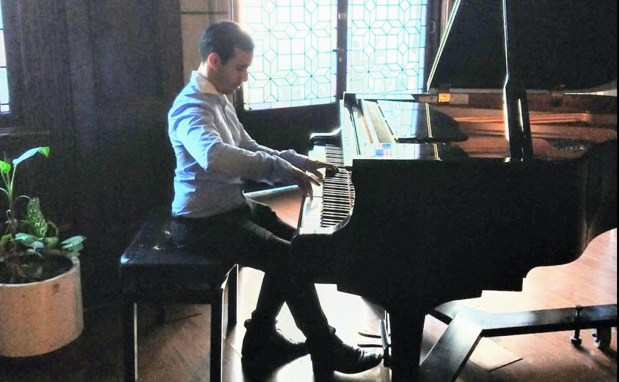 El pianista argentino Iván Rolón.