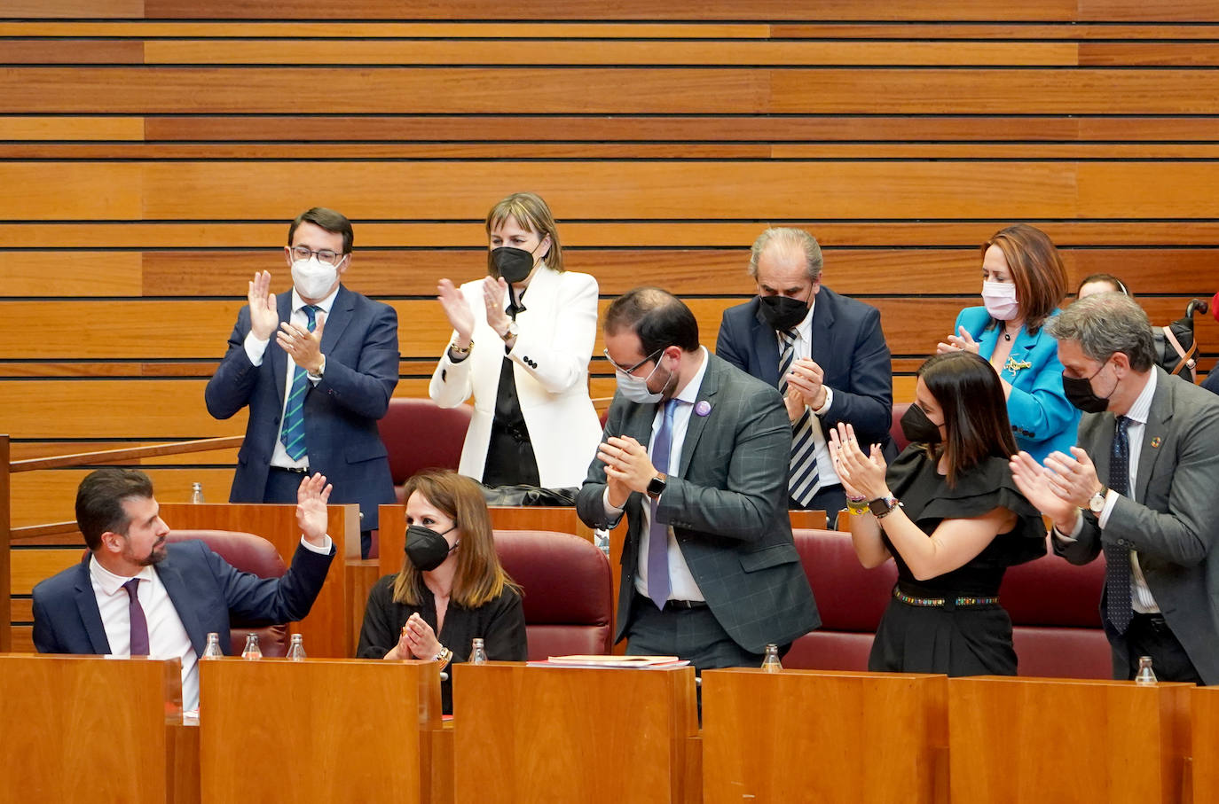 El portavoz del Grupo Socialista, Luis Tudanca, durante la sesión de tarde del debate de investidura del candidato a la Presidencia de la Junta de Castilla y León