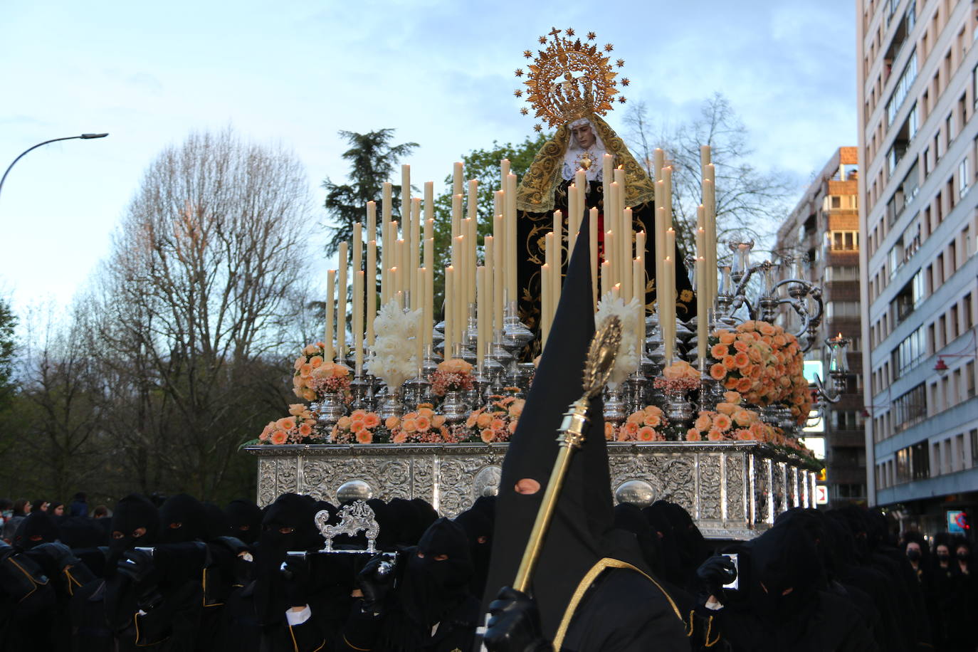 Uno de los momentos de la Procesión del Dolor de Nuestra Madre. 