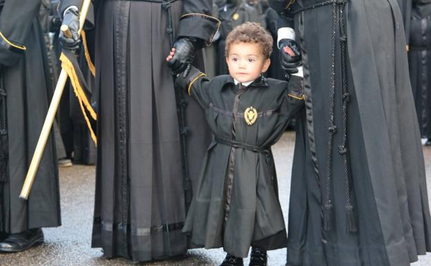 Imagen. Las imágenes de la Procesión Dolor de Nuestra Madre. 