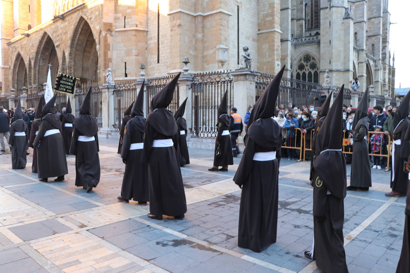 Uno de los momentos de la Procesión del Perdón. 