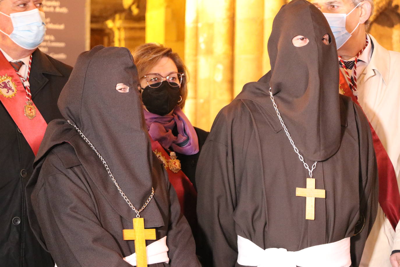 Uno de los momentos de la Procesión del Perdón. 