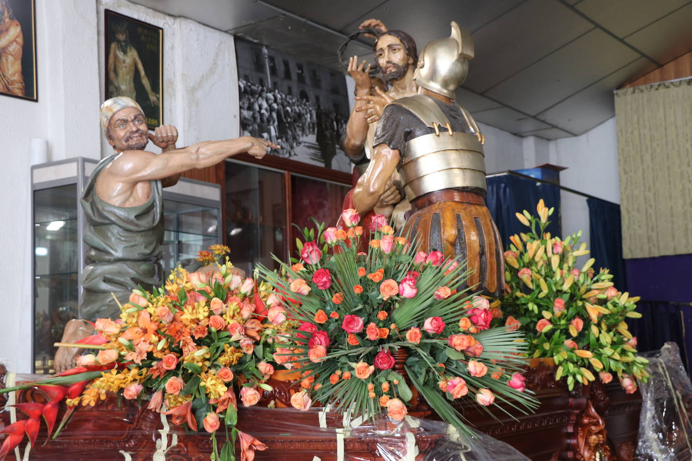 Fotos: El Nazareno prepara Los Pasos