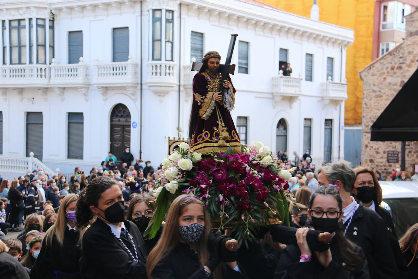 Fotos: El Santo Potajero alimenta a La Bañeza