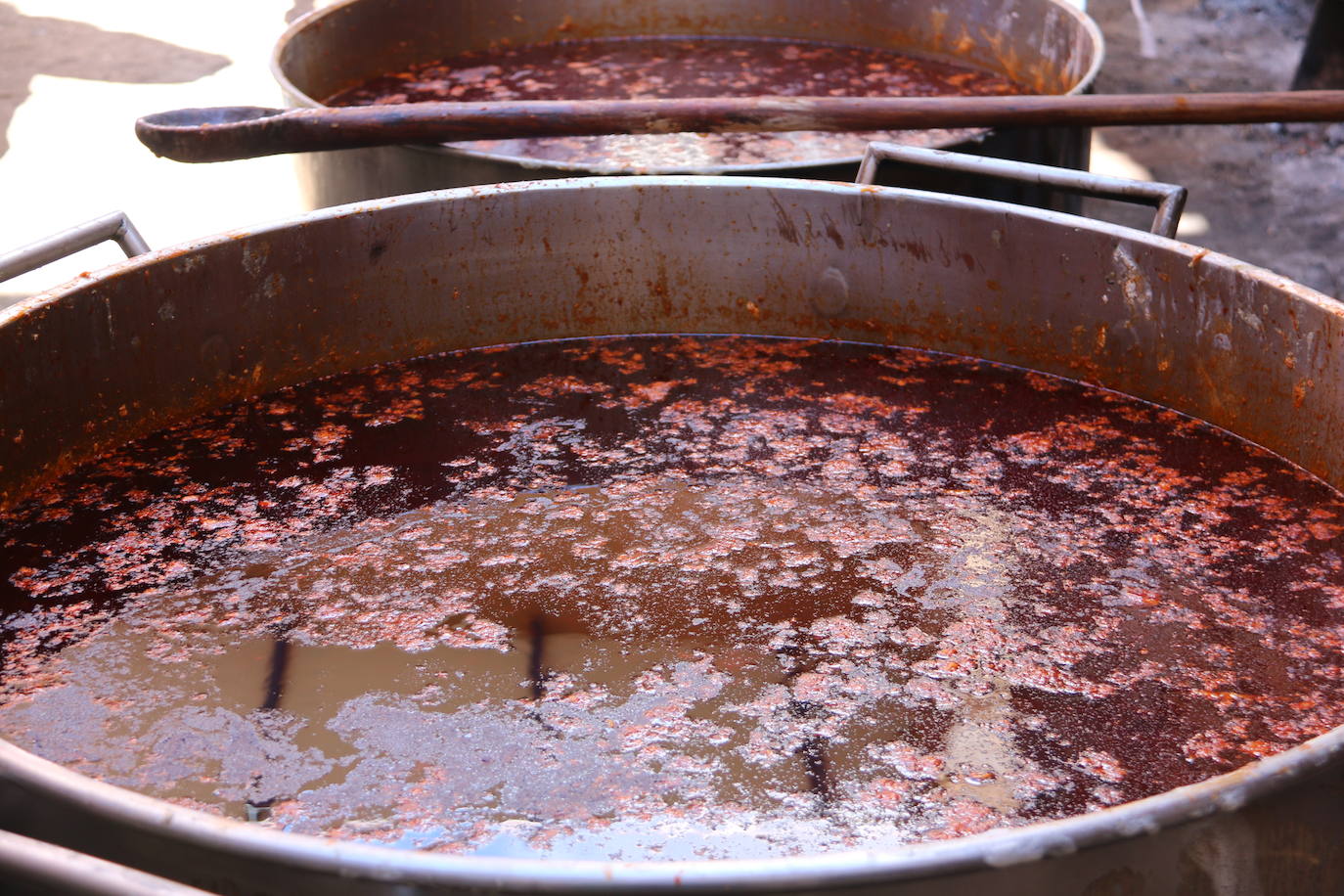 Fotos: El Santo Potajero alimenta a La Bañeza