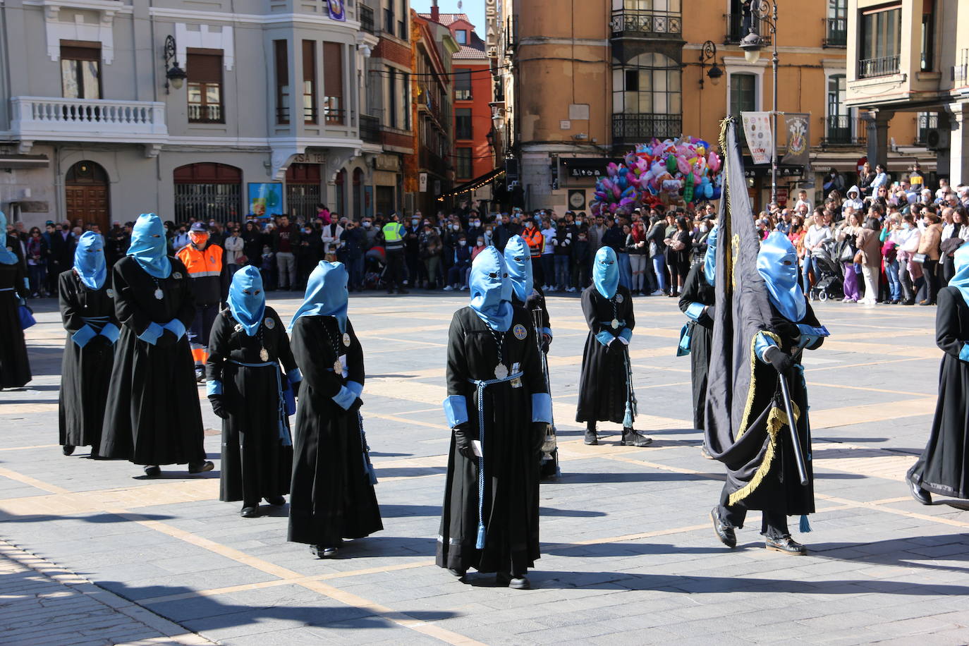 Fotos: Cofradía de las Bienaventuranzas | El &#039;Moreno&#039; se alza al cielo