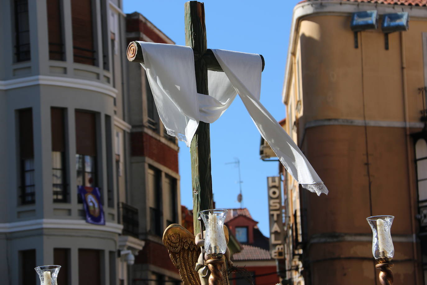 Fotos: Cofradía de las Bienaventuranzas | El &#039;Moreno&#039; se alza al cielo