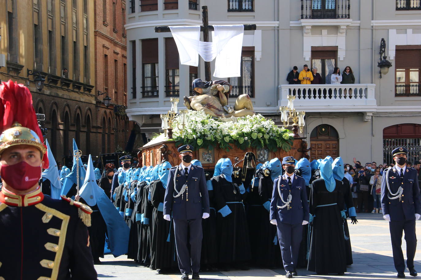 Fotos: Cofradía de las Bienaventuranzas | El &#039;Moreno&#039; se alza al cielo