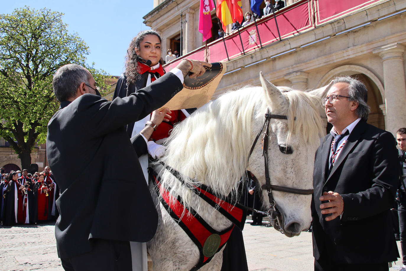 Fotos: Pregón a caballo