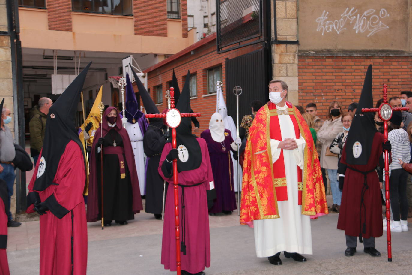 Las Tinieblas llegan a Santa Marina