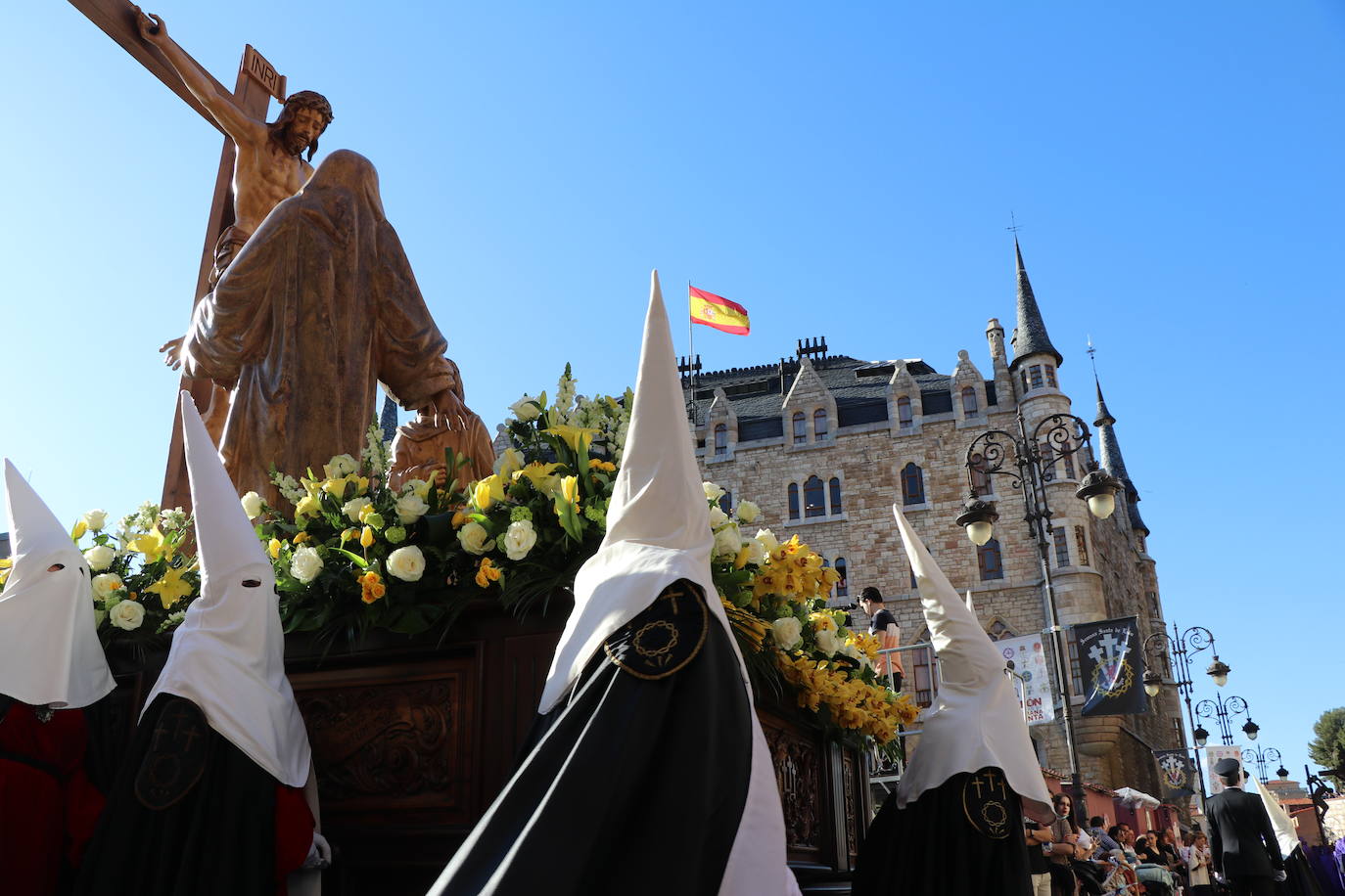 Fotos: Leon se rinde a las Siete Palabras