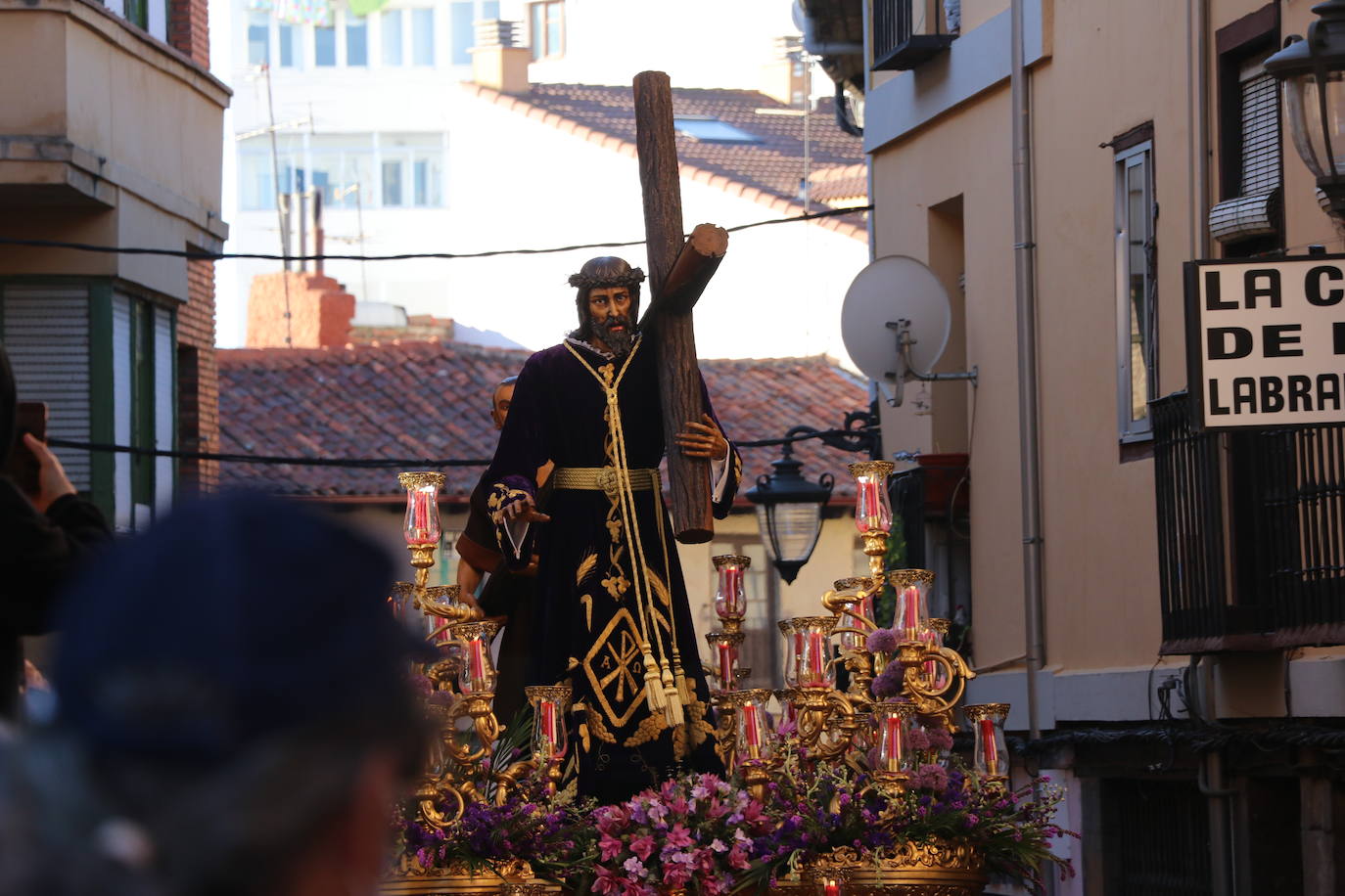 Fotos: Procesión de los Pasos, al completo