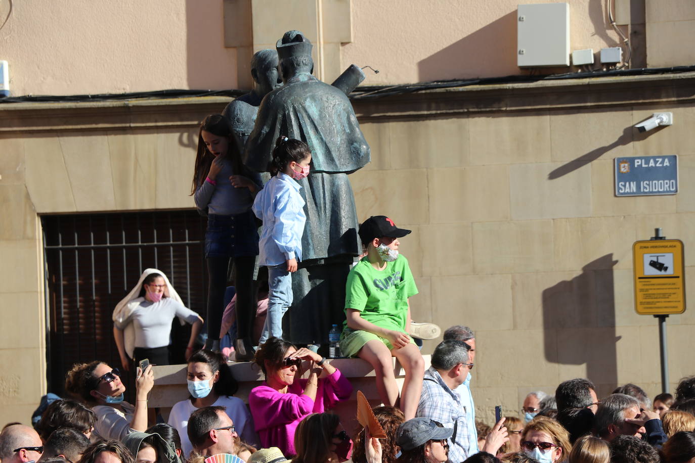 Acto central de la Procesión del Desenclavo en San Isidoro. 