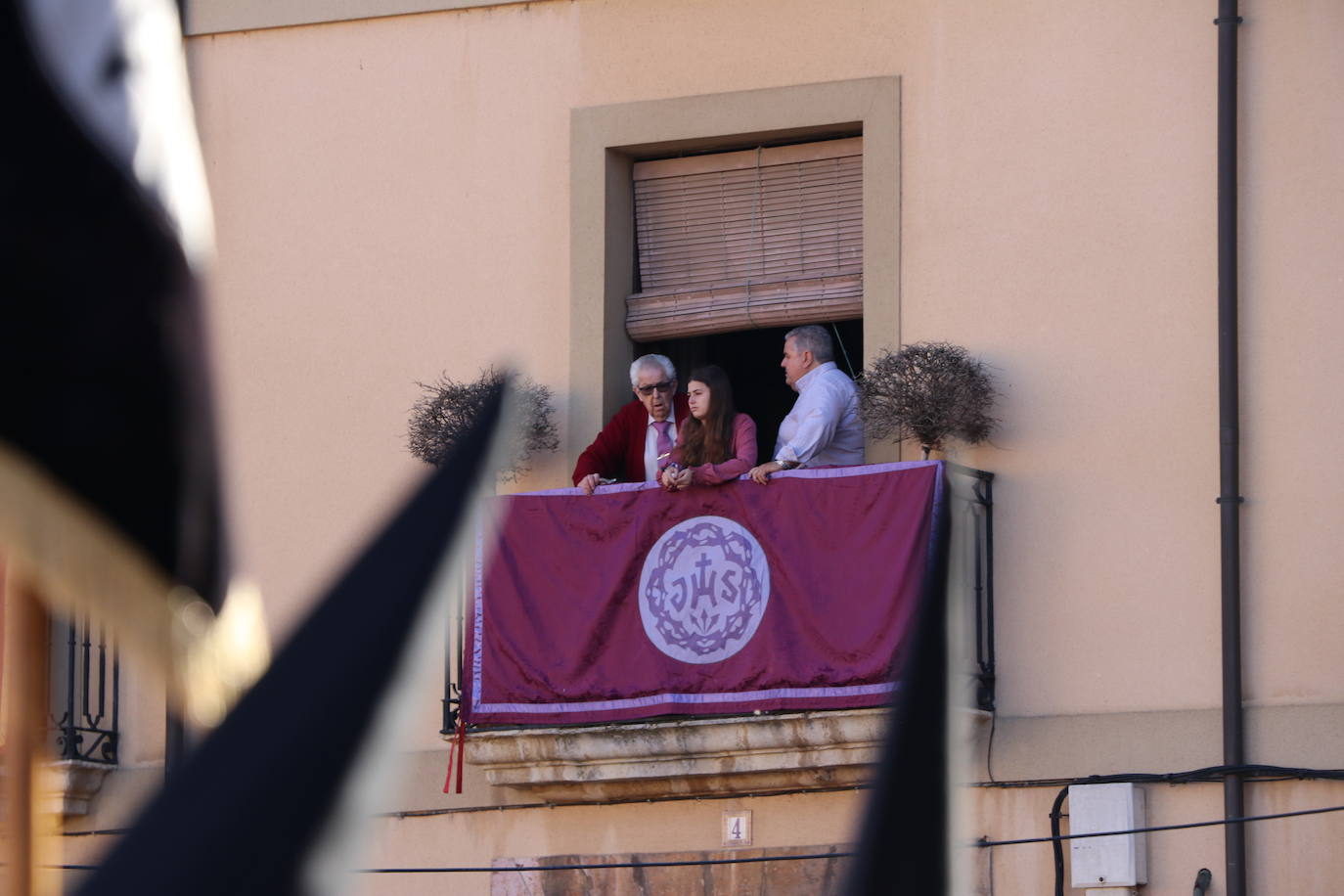 Acto central de la Procesión del Desenclavo en San Isidoro. 