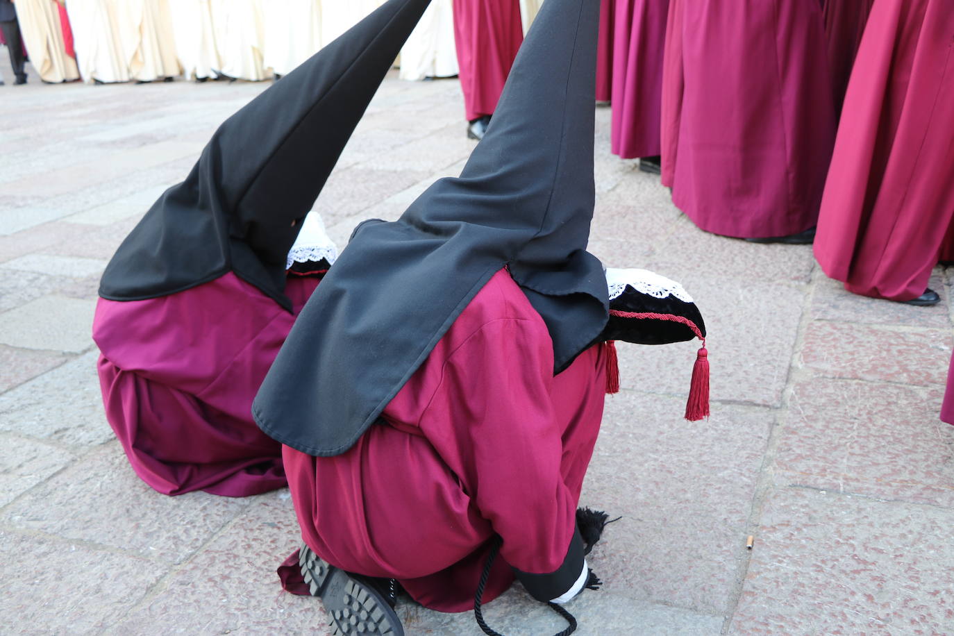 Acto central de la Procesión del Desenclavo en San Isidoro. 