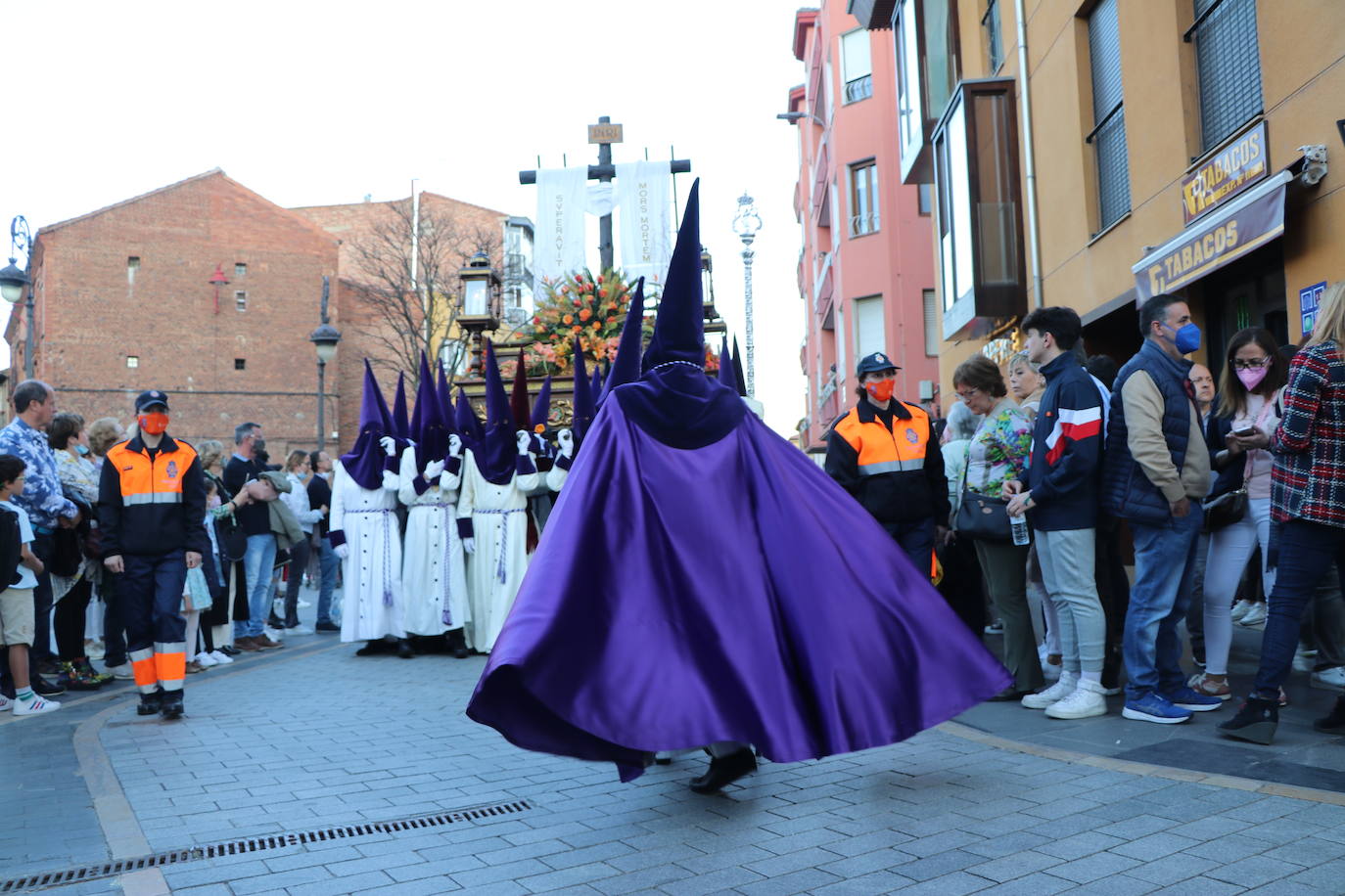 Procesión de La Soledad, dentro de la Cofradía de Jesús Divino Obrero. 