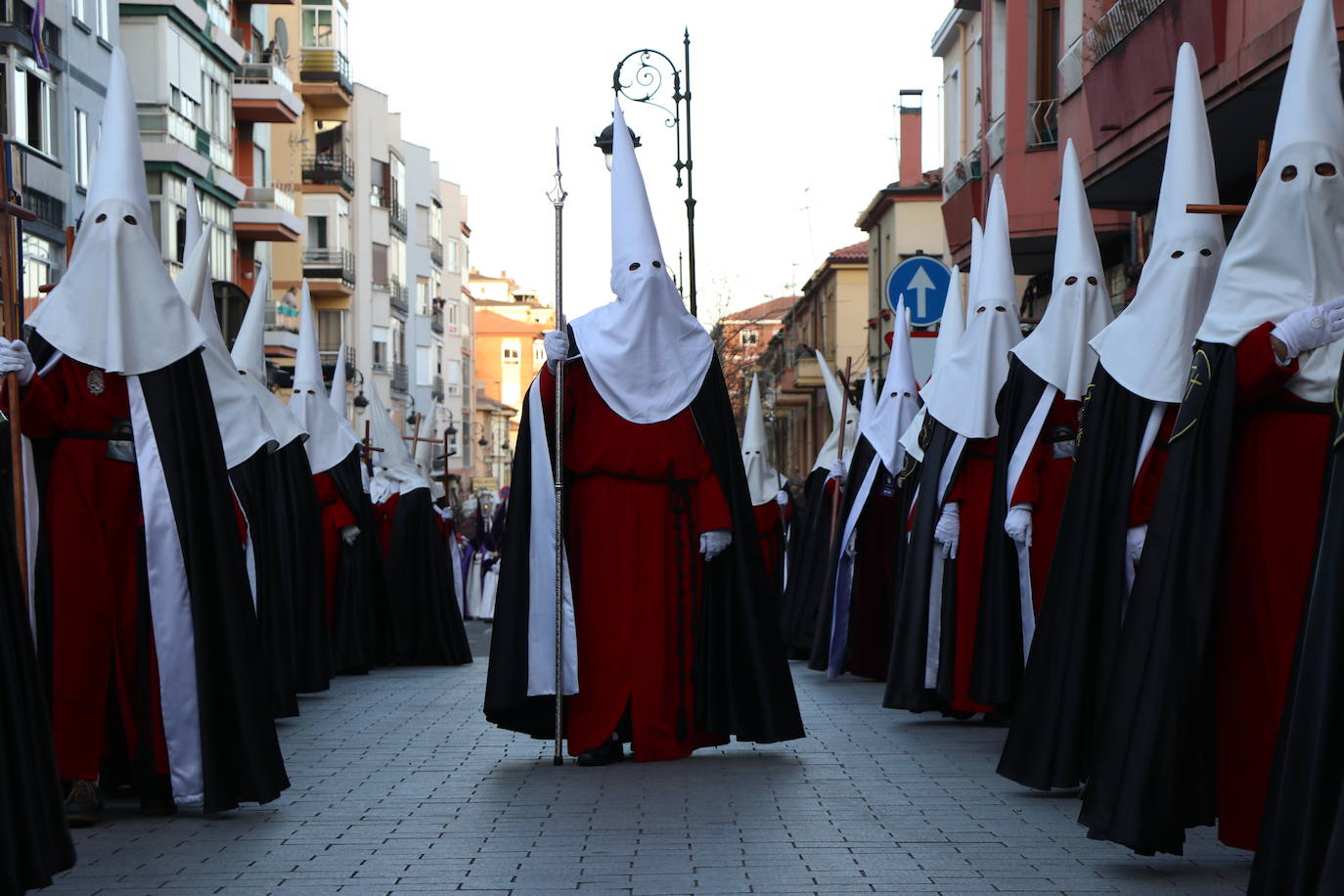 Procesión de La Soledad, dentro de la Cofradía de Jesús Divino Obrero. 