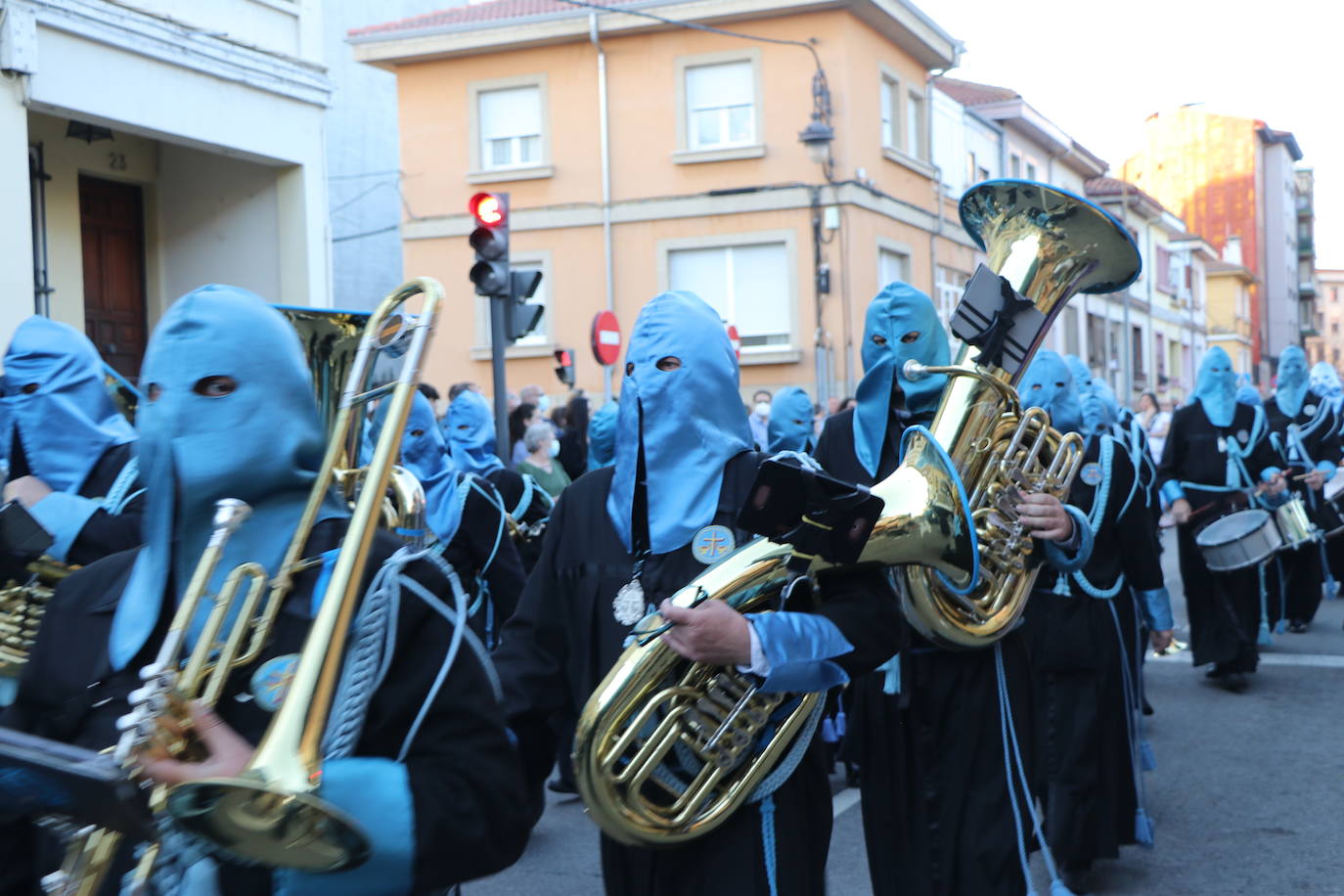 Procesión de La Soledad, dentro de la Cofradía de Jesús Divino Obrero. 