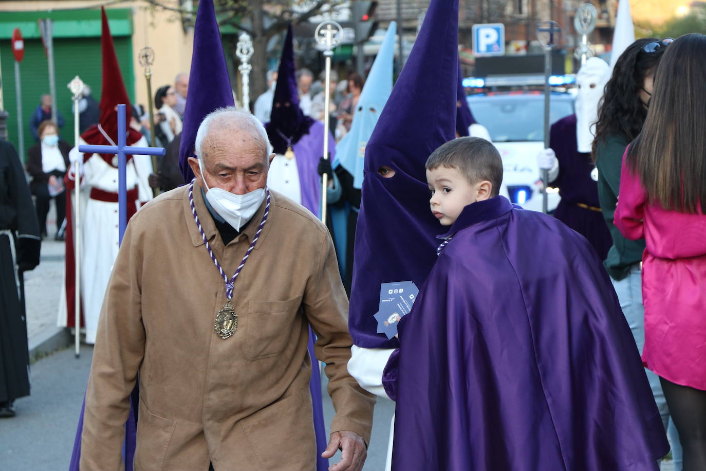 Procesión de La Soledad, dentro de la Cofradía de Jesús Divino Obrero. 