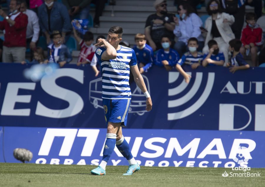 El conjunto berciano supera con autoridad al Lugo en El Toralín.