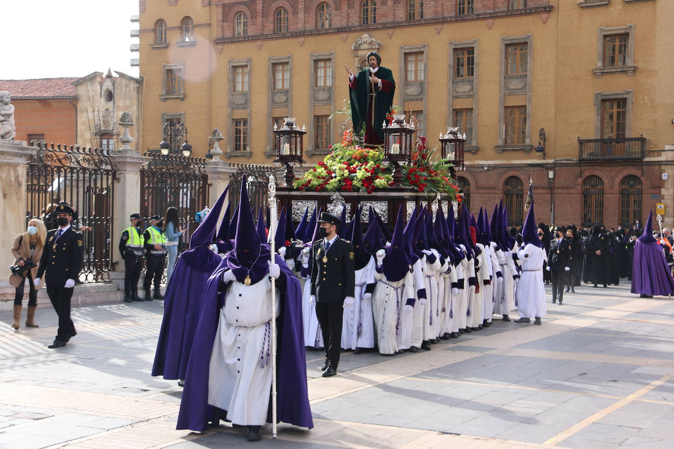 Fotos: El Encuentro embriaga León de Resurrección